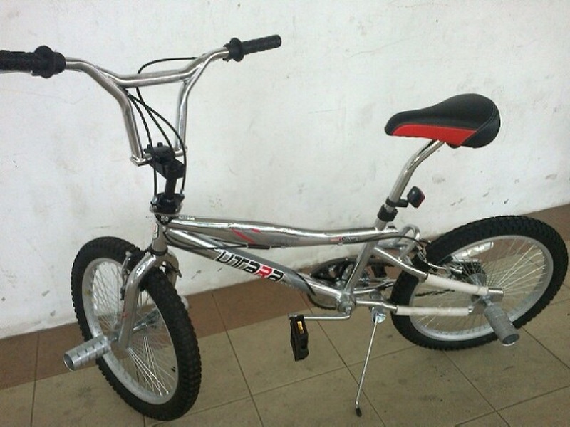 DekiBike - Stunt Bike